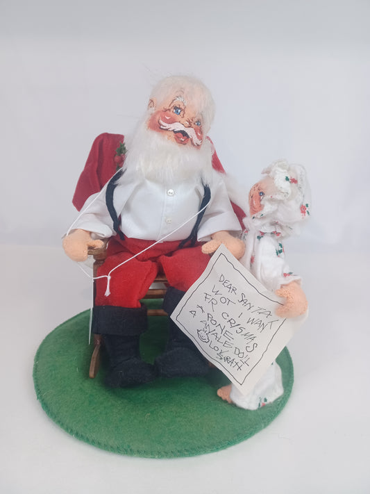 10" Santa in Rocking Chair and Child 540087 Annalee
