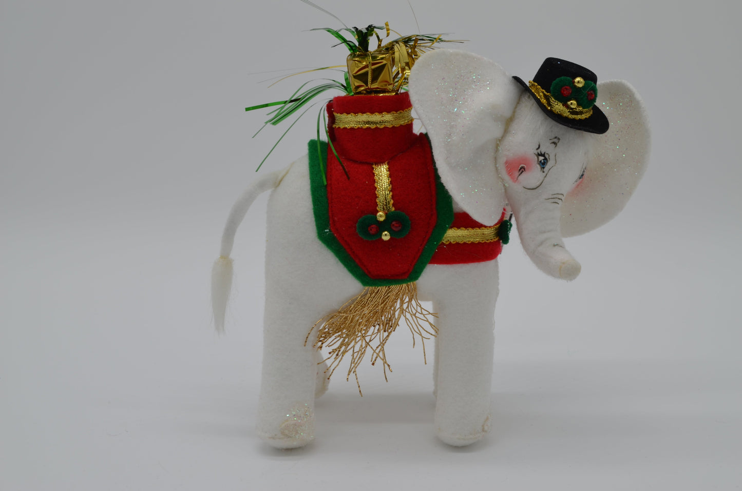 7" Elegant Elephant 750608 Annalee