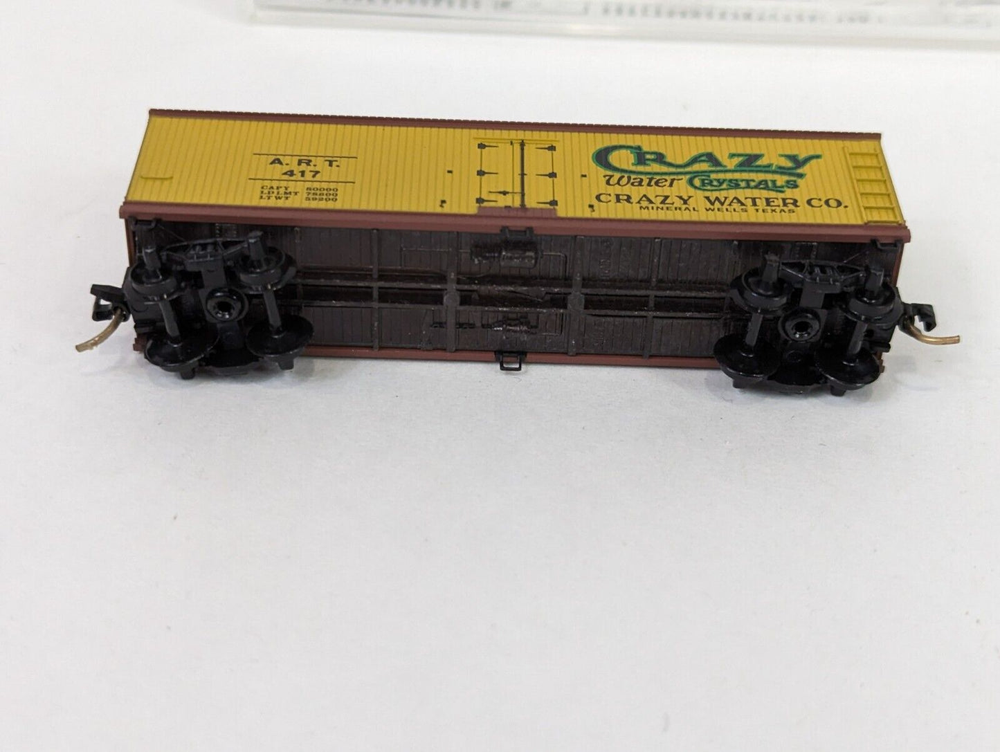 Micro-Trains N Scale 1:160 Crazy Water Crystals 49230 Magne-Matic Coupler