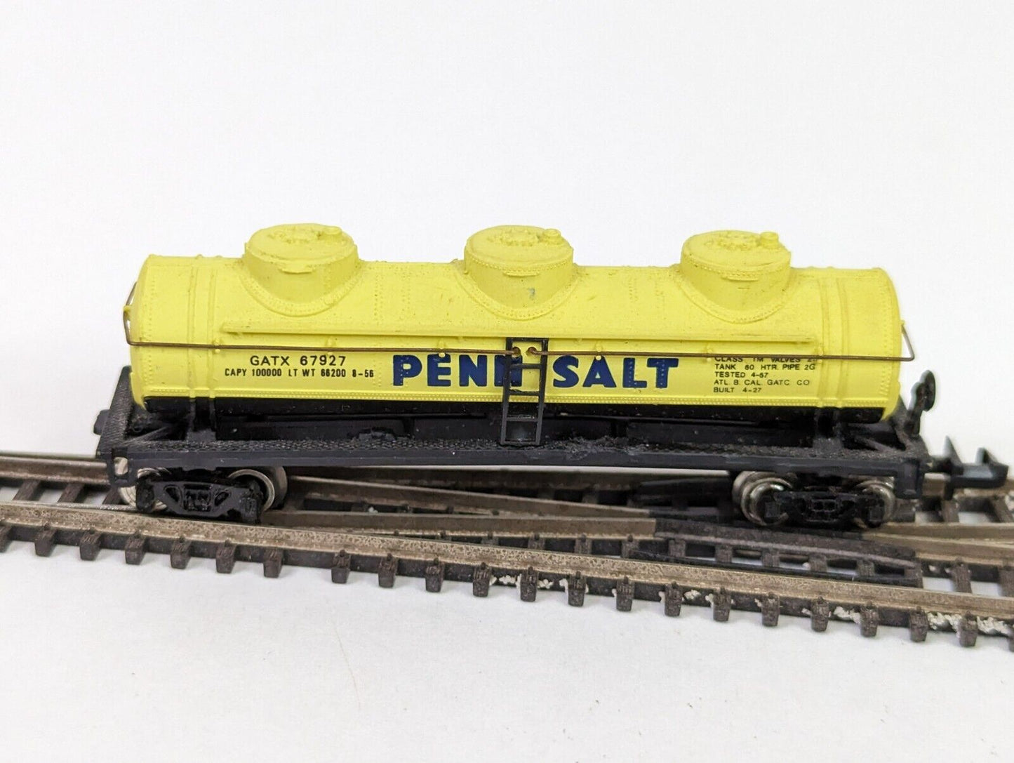 Bachmann Penn Salt GATX 67927 Three-Dome Tank Car Yellow Tanker N-Scale