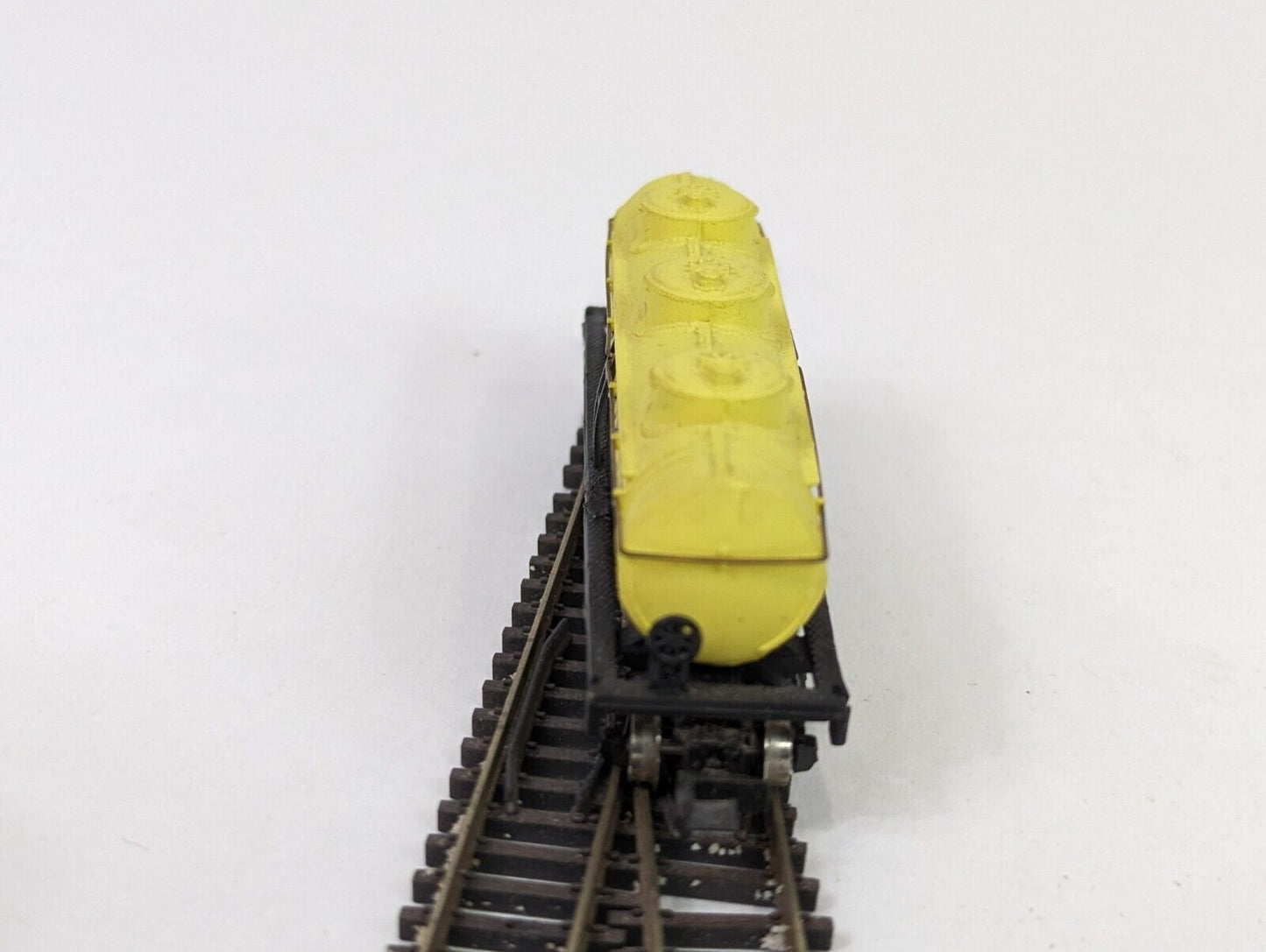 Bachmann Penn Salt GATX 67927 Three-Dome Tank Car Yellow Tanker N-Scale