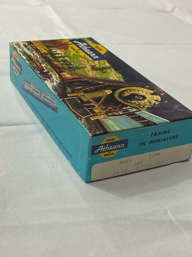 Athearn 40' Reefer Kit American Refrigerator Transit Co ART 36016