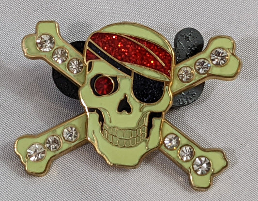 Disney Official Pin Trading 2007 Pirates of the Caribbean Skull Stone Embellish