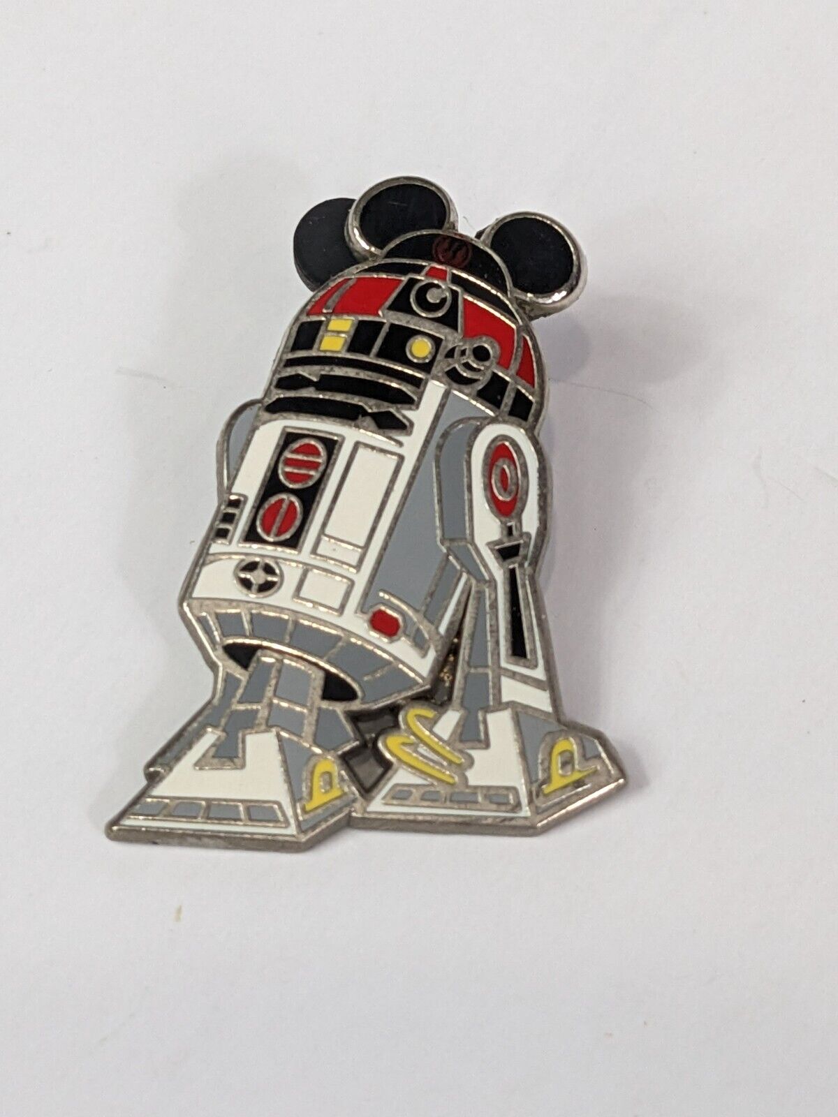 Disney Lucasfilm Authentic Star Wars Pin Trading 2011 R2D2 with Mickey Mouse Cap