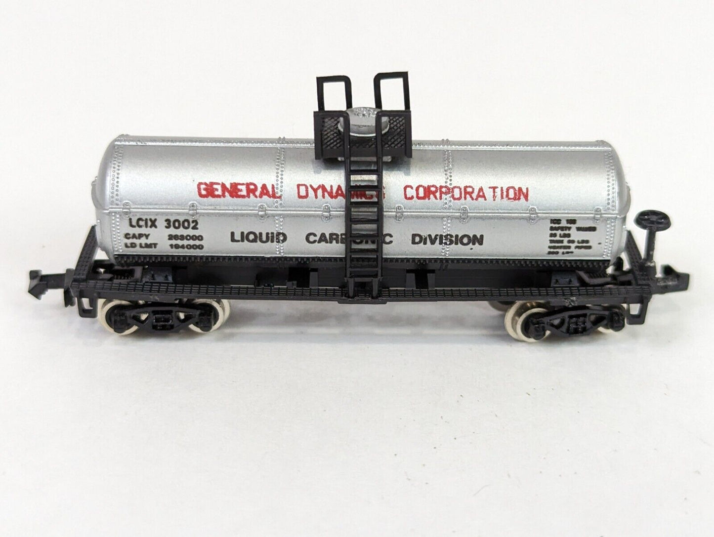 General Dynamics Corp Liquid Carbonic Division LCIX 3002 1-Dome Tank Car N-Scale