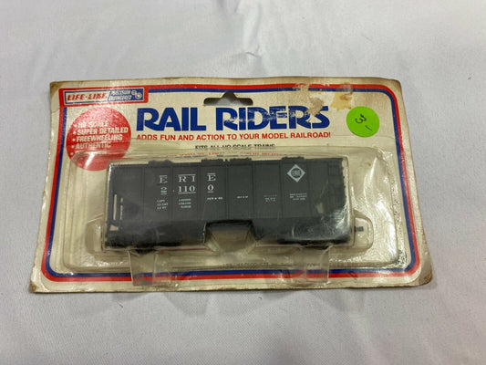 Life Like Rail Riders Erie HO Scale 2-Bay Covered Hopper Car #21100