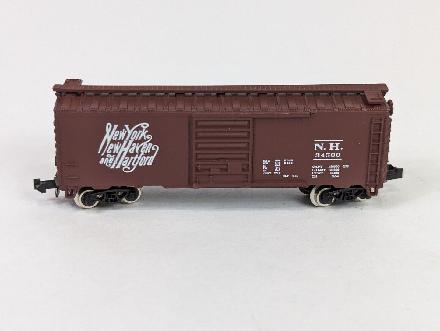 New York New Haven & Hartford NH 34500 N Scale Boxcar Collectible Toy