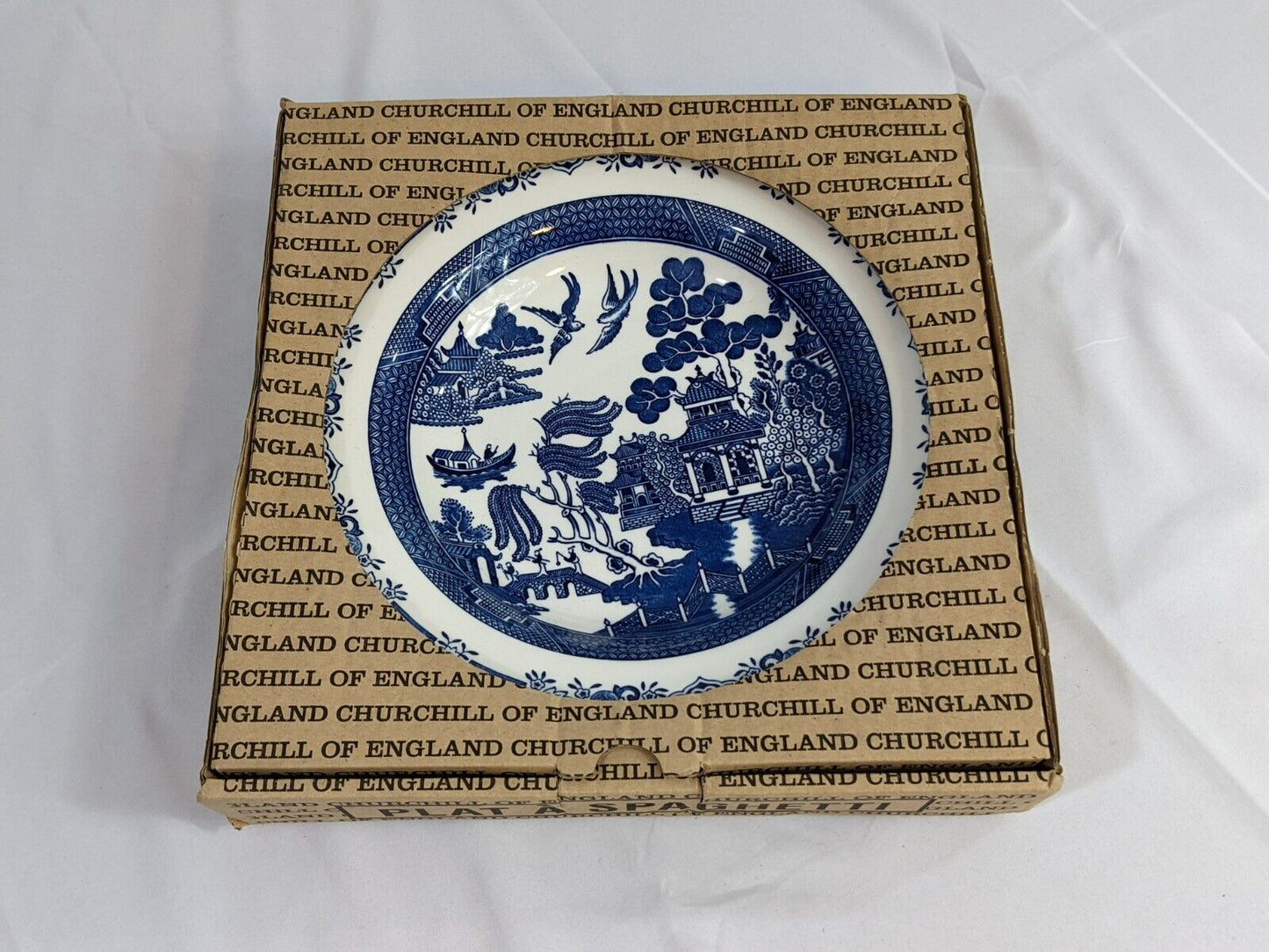 Churchill Blue Willow Dining Plate Made in England Microwave Dishwasher Safe