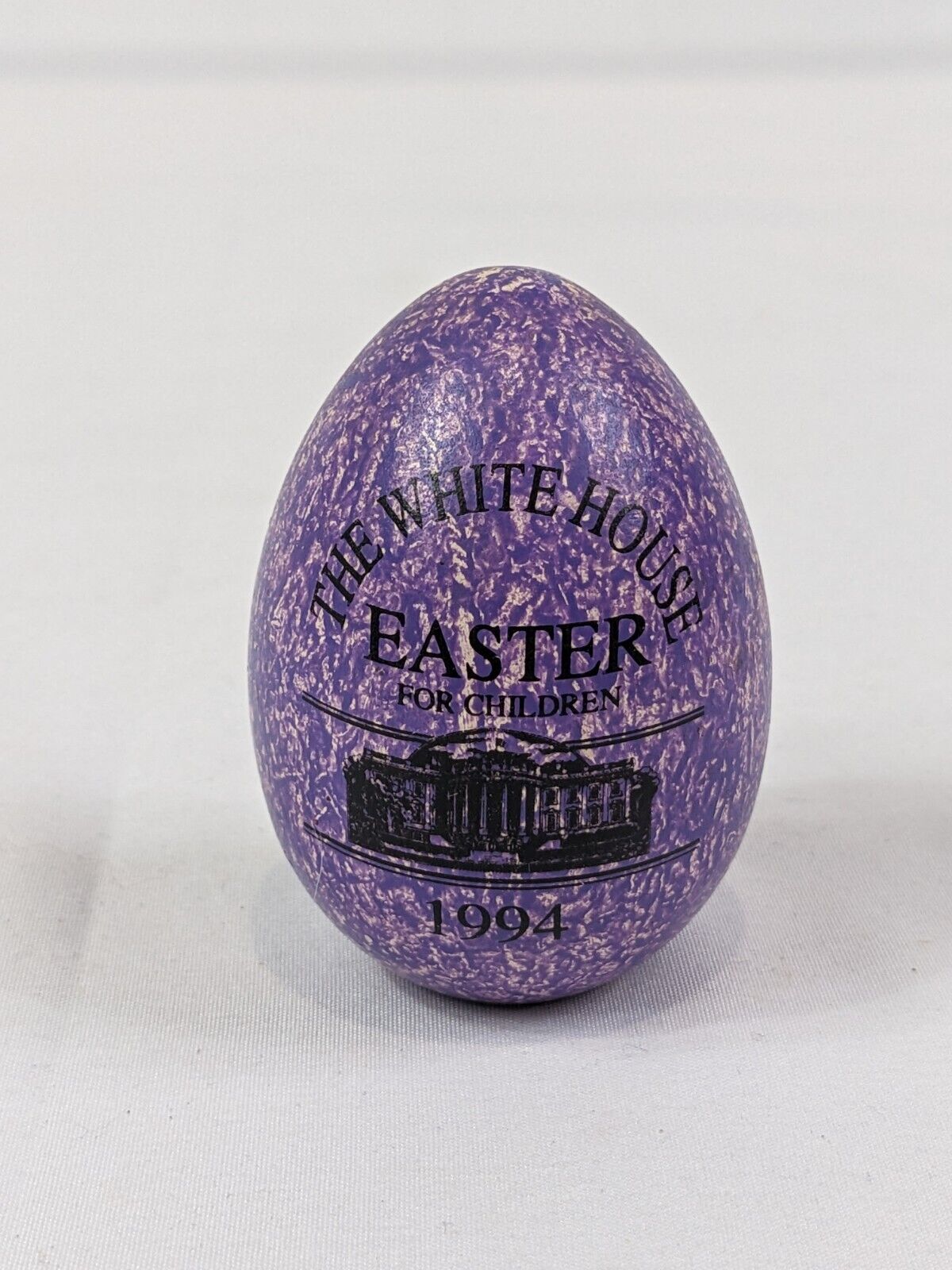 The White House Easter for Children 1994 Egg Bill & Hillary Clinton Signature