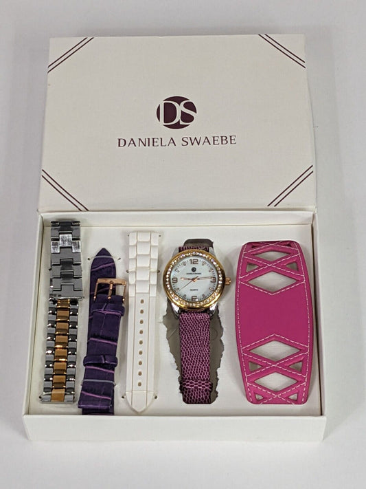 Daniela Swaebe Women's Wristwatch with Gift Box & 3 Extra Replacement Straps