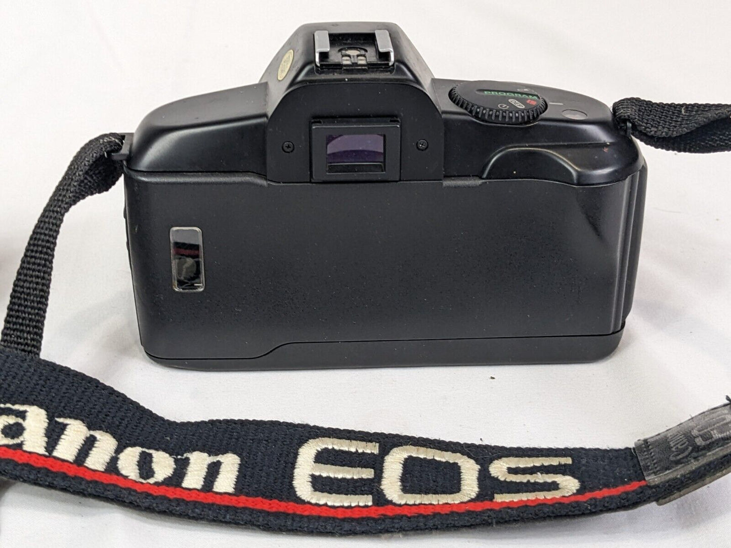 Canon EOS 850 35mm Film Camera Black with Neck Strap