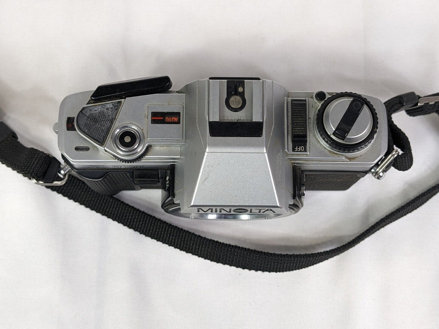 Minolta X-370 35mm Film Camera with Neck Strap