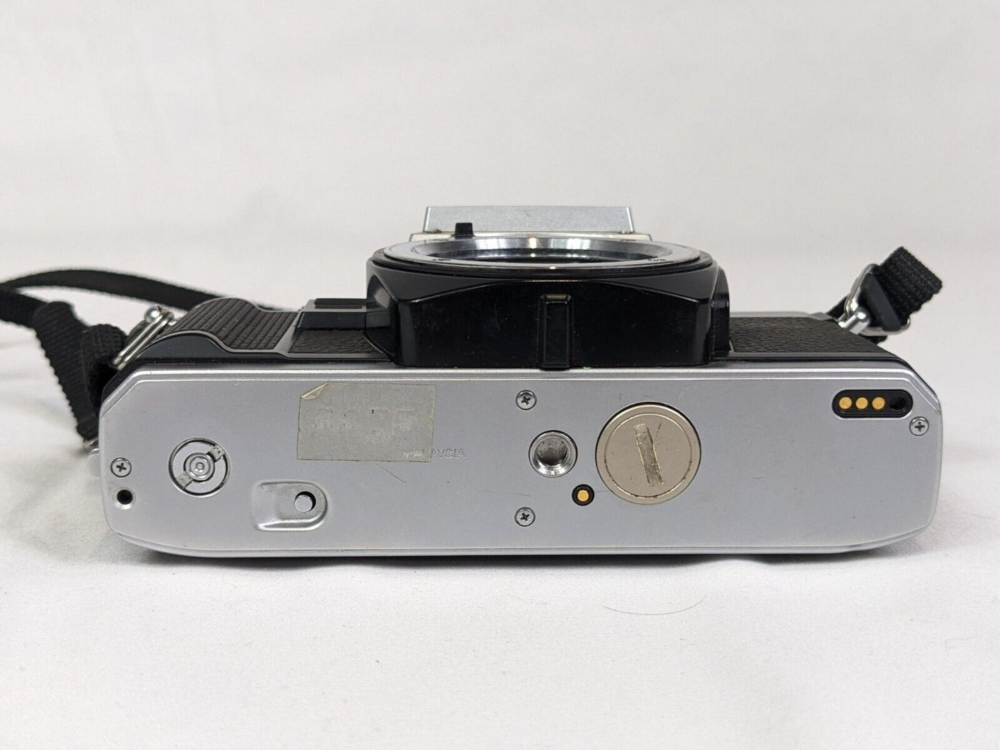 Minolta X-370 35mm Film Camera with Neck Strap