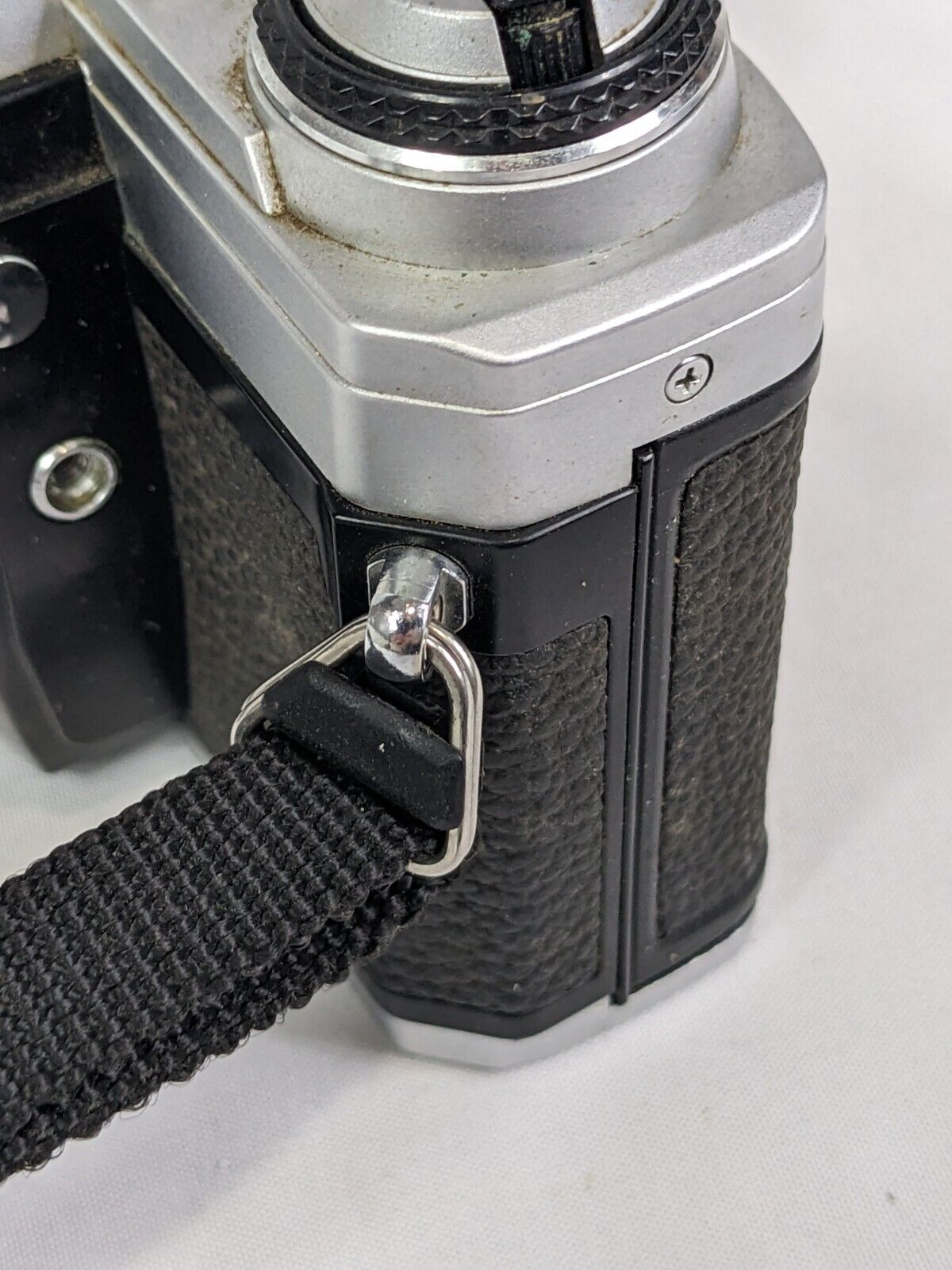 Minolta X-370 35mm Film Camera with Neck Strap