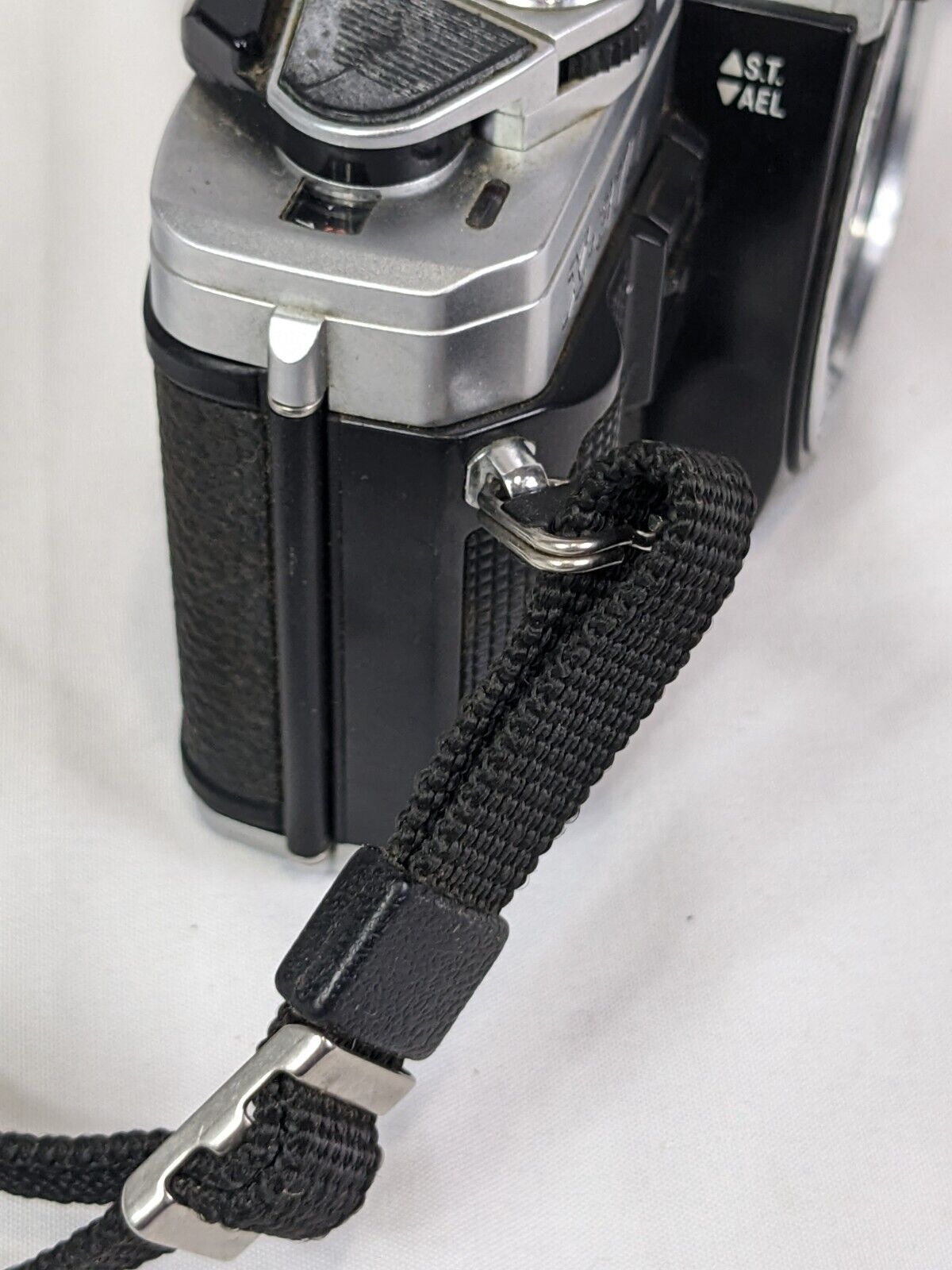 Minolta X-370 35mm Film Camera with Neck Strap