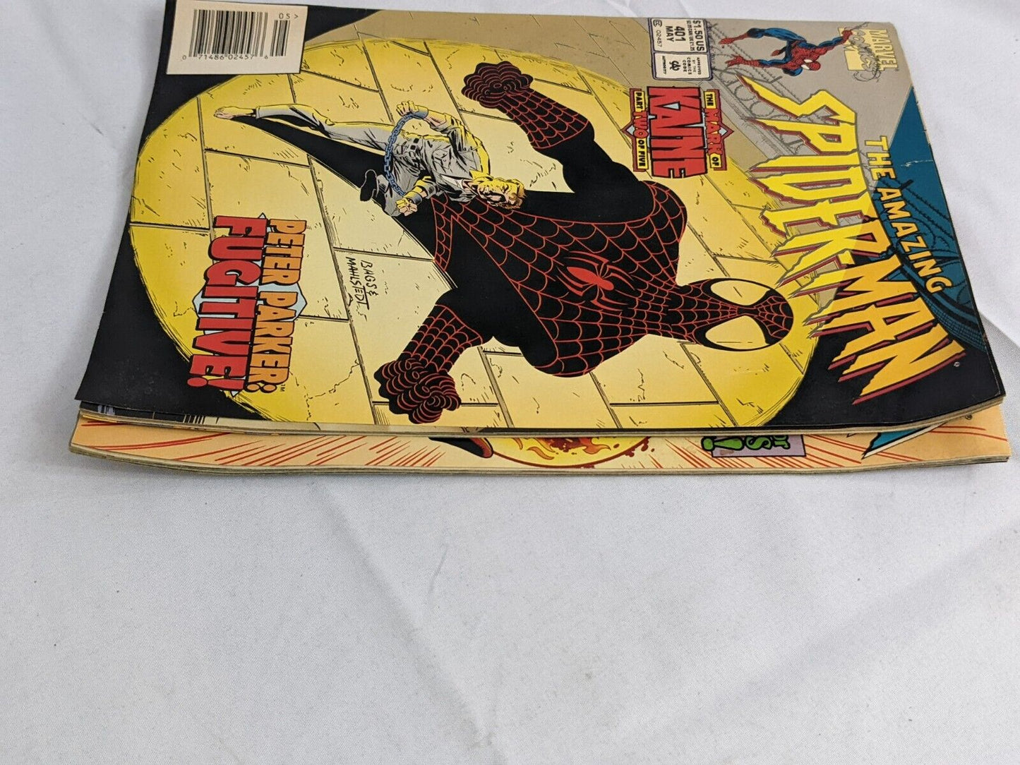 Lot of 2 Vintage 1995 The Amazing Spiderman Comics by Marvel Comics