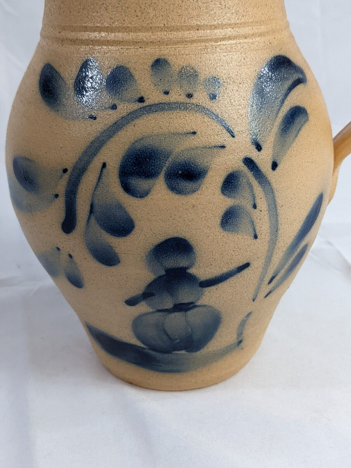 Vintage  Pottery Stoneware Pitcher Jug with Handle Snowman Leaves Collectibles