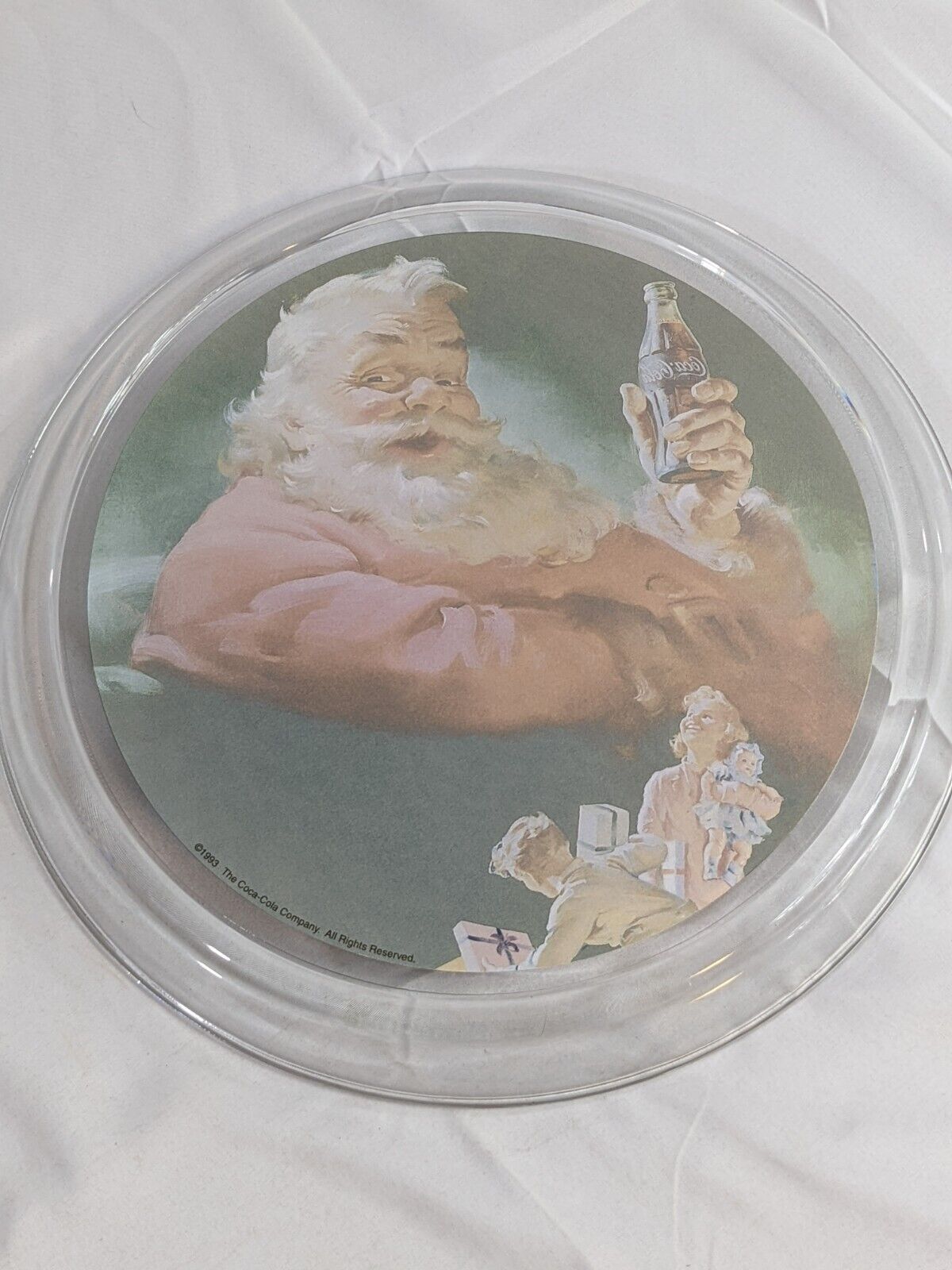 Coca-Cola Christmas Theme Santa Claus 12" Collectible Plate 1993