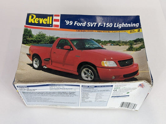 Revell '99 Ford SVT F-150 Lightning 1:25 Scale Pick-Up Truck Model Kit Skill 2