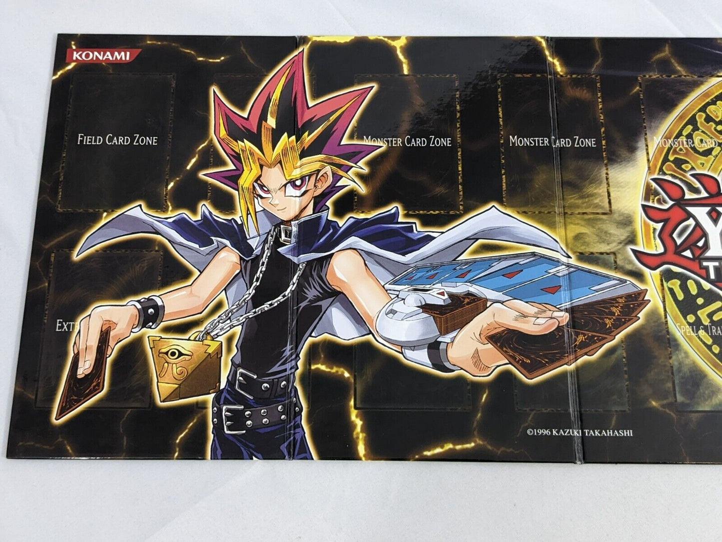 Shonen Jump Yu-Gi-Oh! Trading Folding Playing Card Game Board Yami Yugi 1996