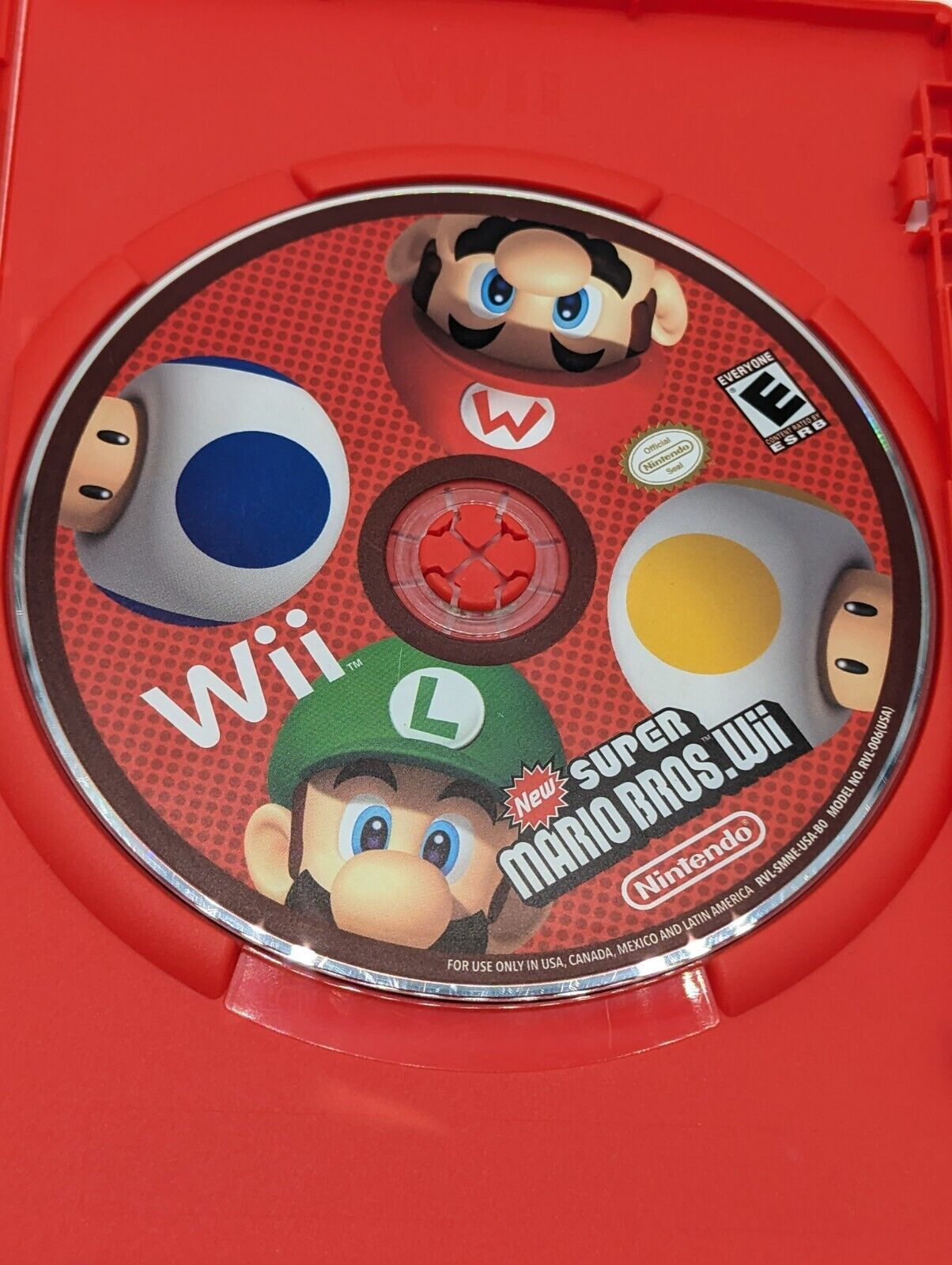 Nintendo Wii New Super Mario Bros. Wii Video Game Disc with Manual