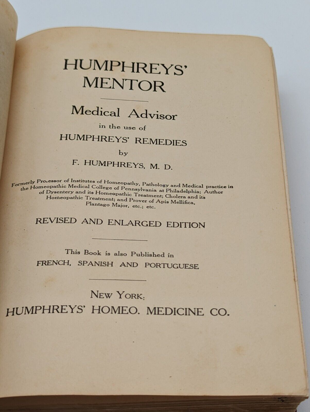 Humphrey's Mentor and Medical Advisor Revised & Enlarged Edition Vintage Book