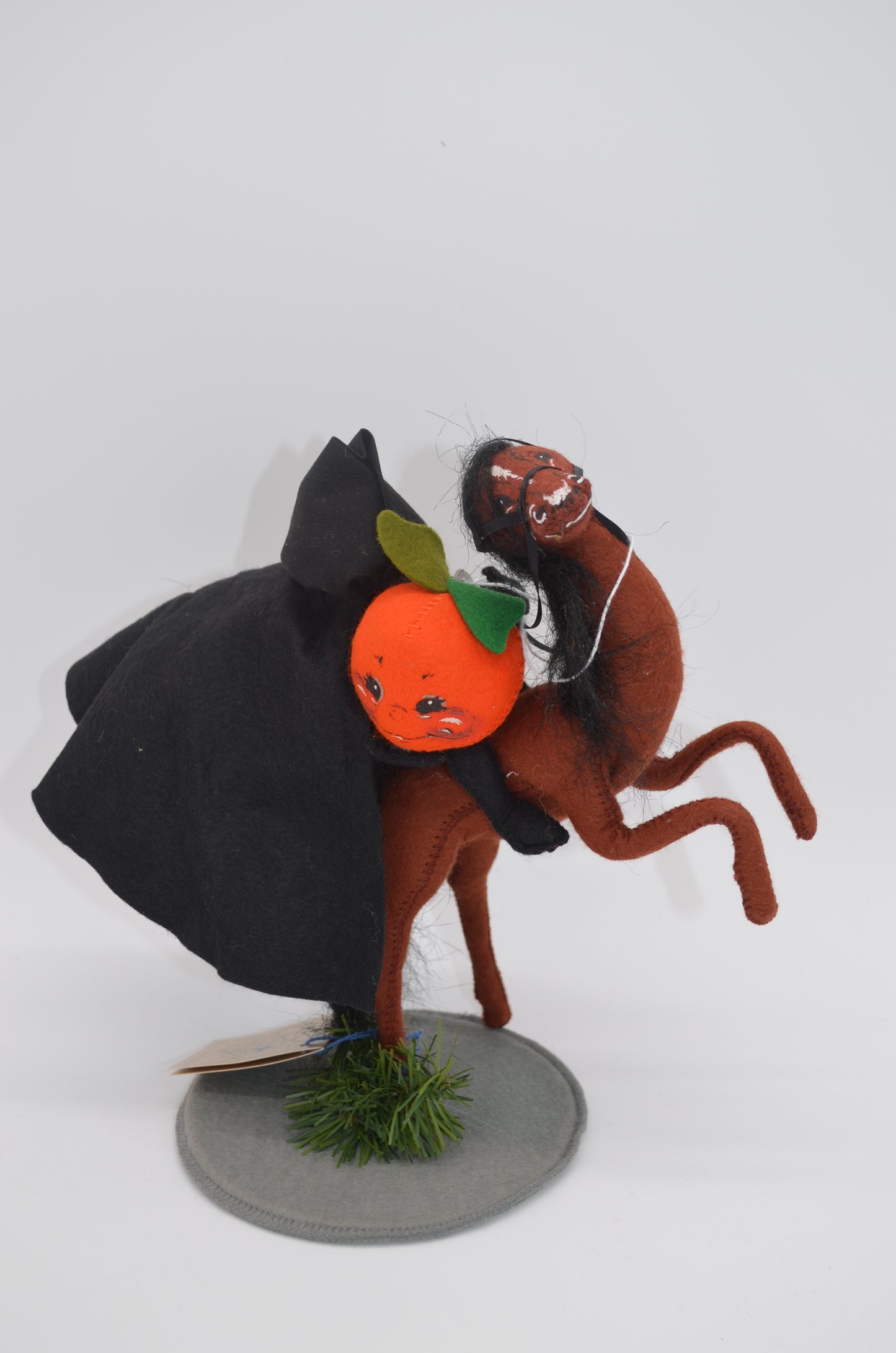 10" Headless Horseman on Horse a 307094 a Annalee