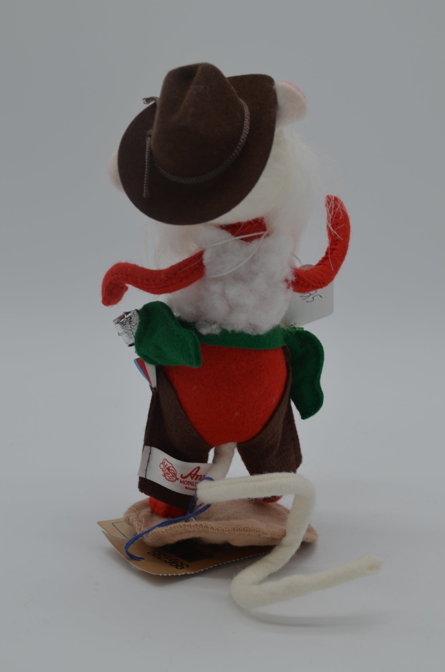 7" Cowboy Santa Mouse 996799 Annalee