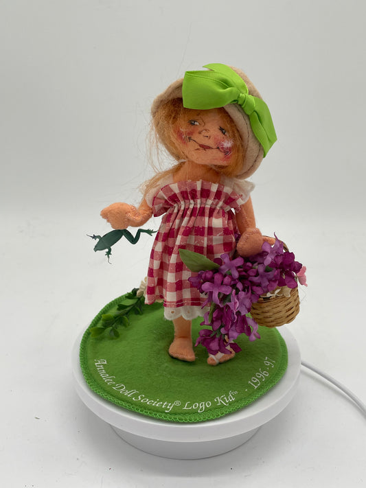 7" Little Mae Flowers Logo 966096 Annalee