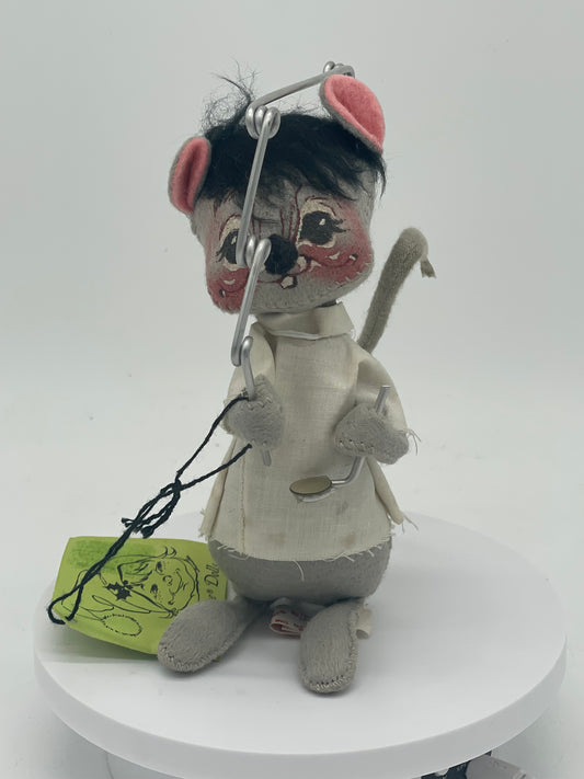 7" Dentist Mouse 226584c Annalee