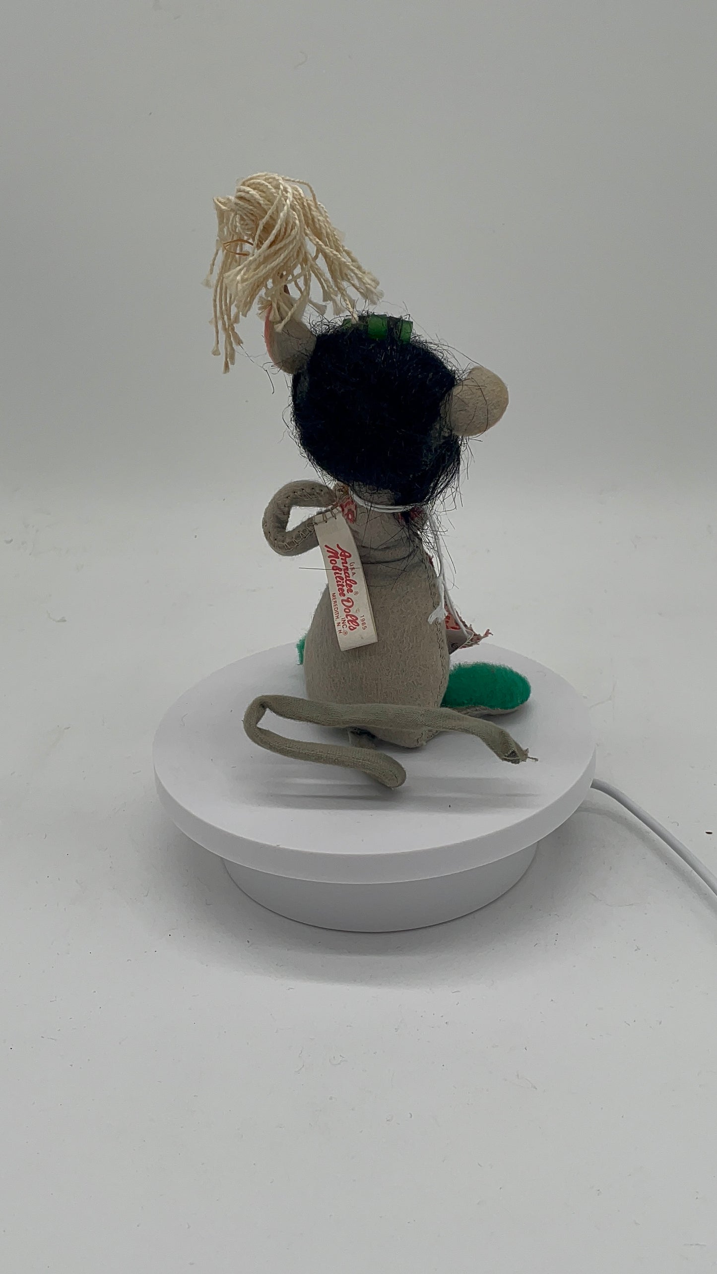 7" Housewife Mouse R488-81 Annalee