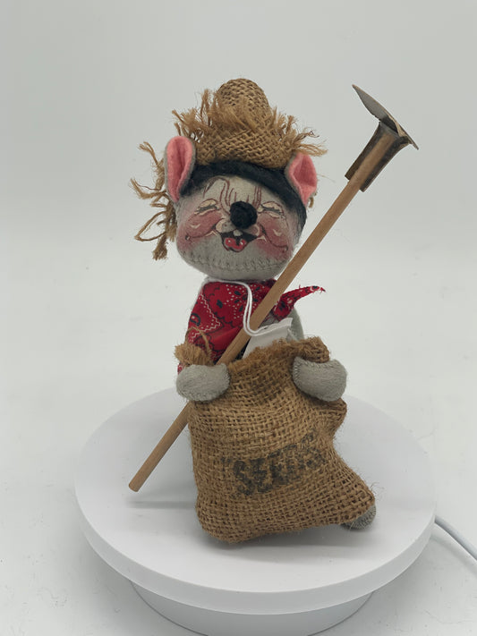 7" Gardener Mouse 223585a Annalee