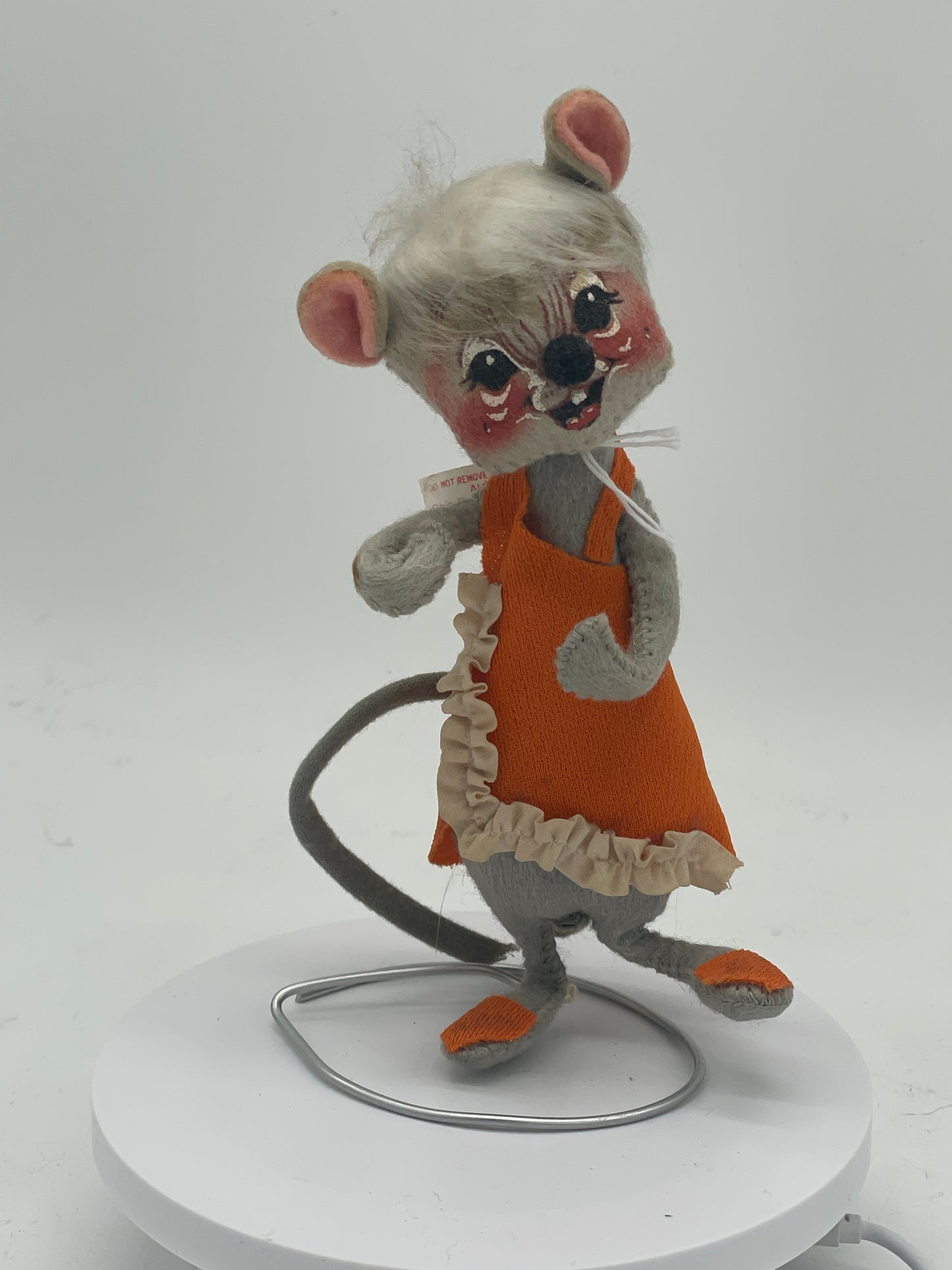 7" Disco Dancer Girl Mouse R428-80 Annalee