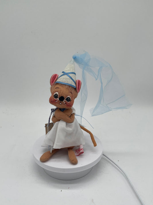 7" Maid Marion Princess Mouse 200990 Annalee