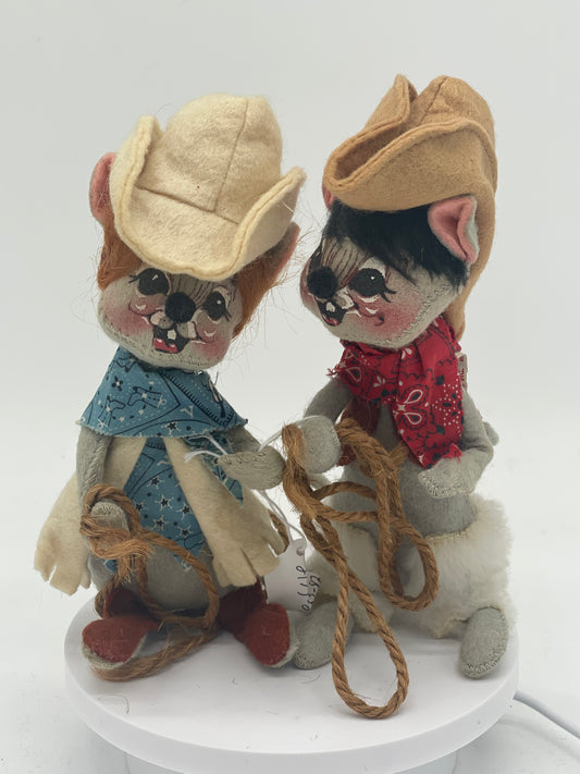 7" Cowboy & Cowgirl Mice 2175-2165-82 Annalee