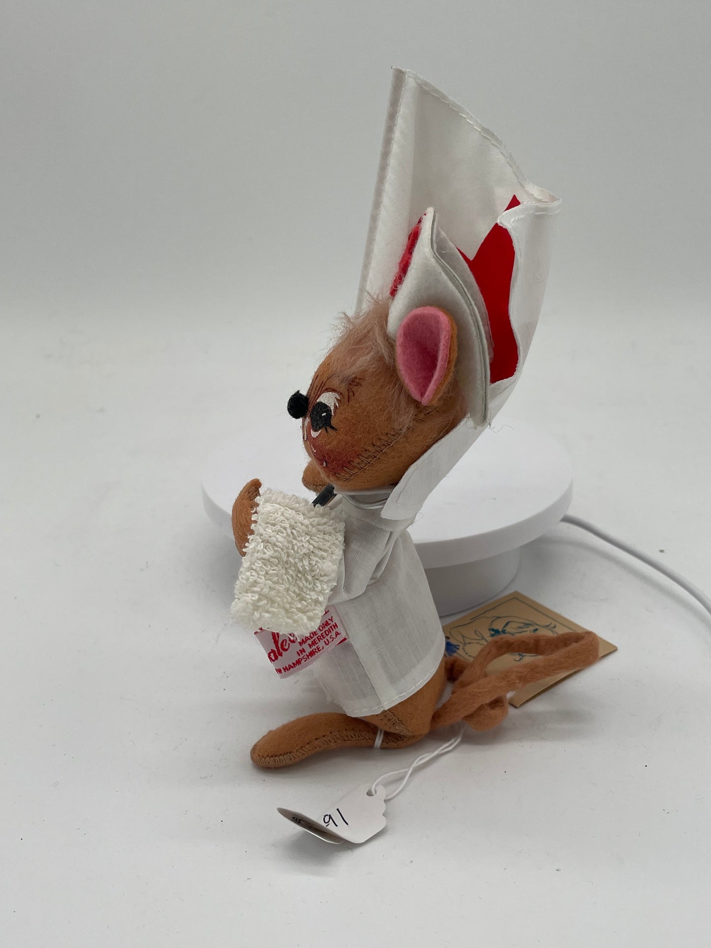 7" Nurse Mouse 993291 Annalee