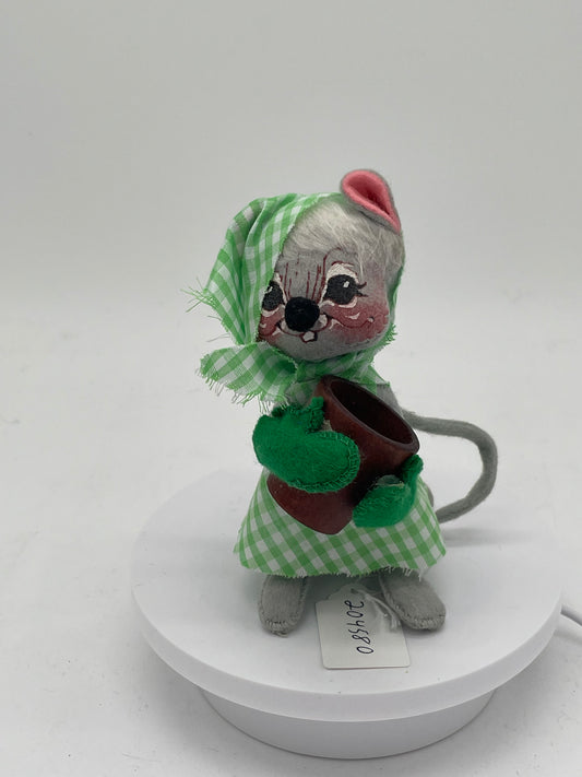 7" Green Thumb Mouse 204580 Annalee