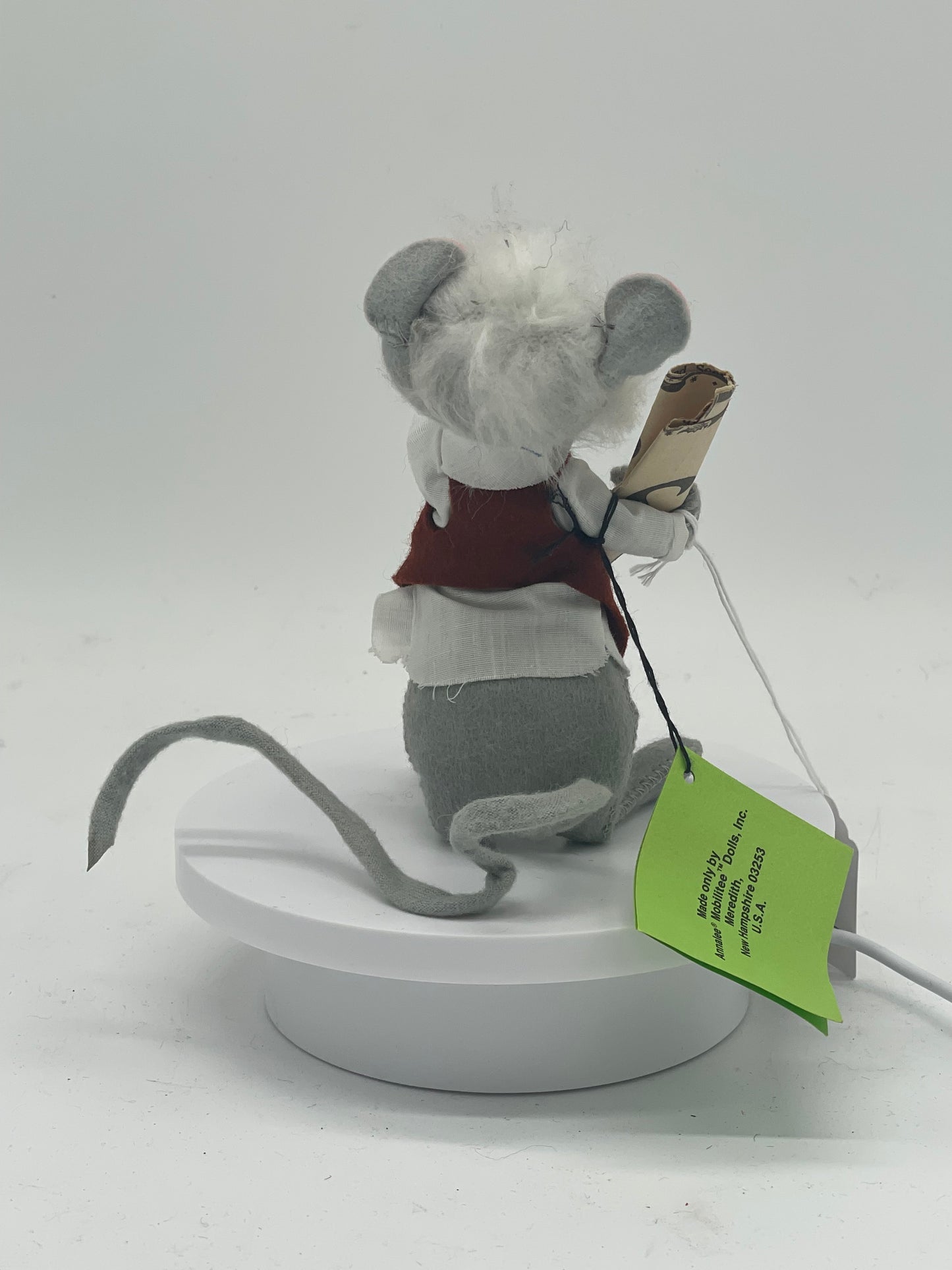 7" Retired Grampa Mouse 228584 Annalee