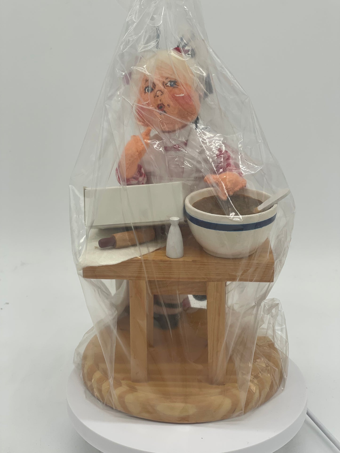 7" Mothers Little Helper Baking 968001 Annalee