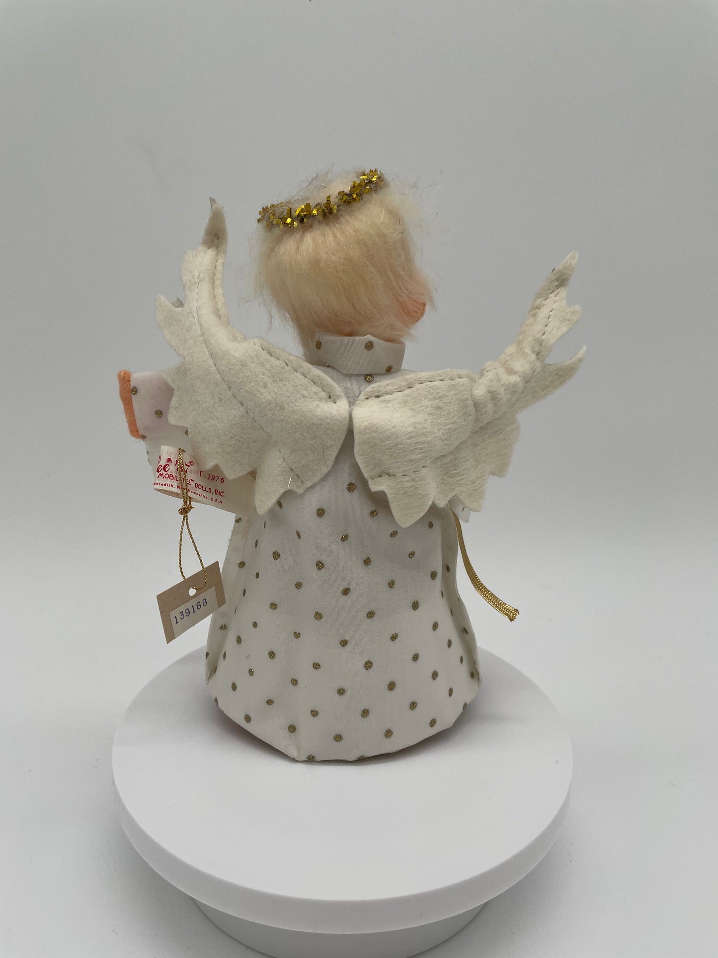 7" Tree Top Angel Holding Star 713084 Annalee