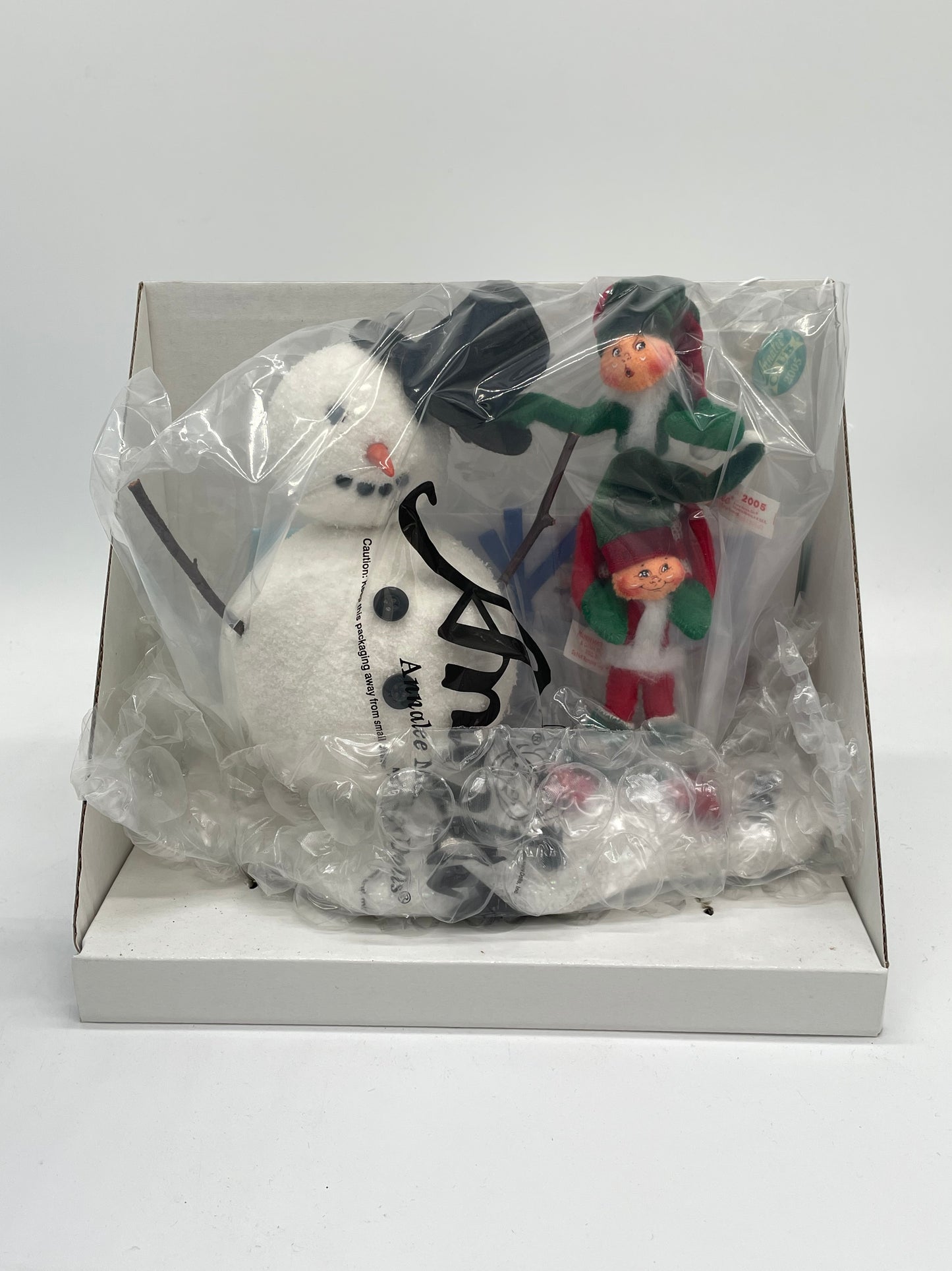 9" Snow Friends Elves Building Snowman 969205 Annalee