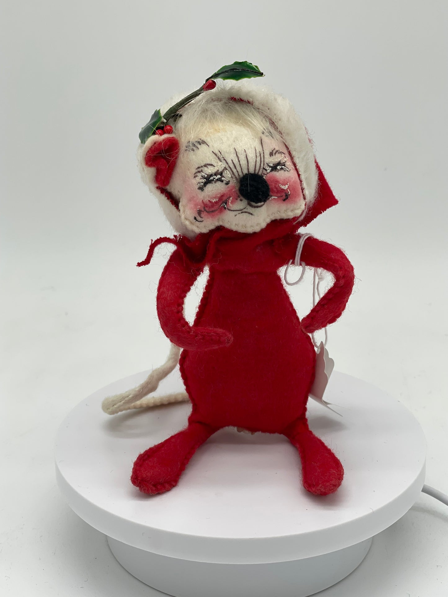 7" Mrs Santa Mouse W91-67 Annalee