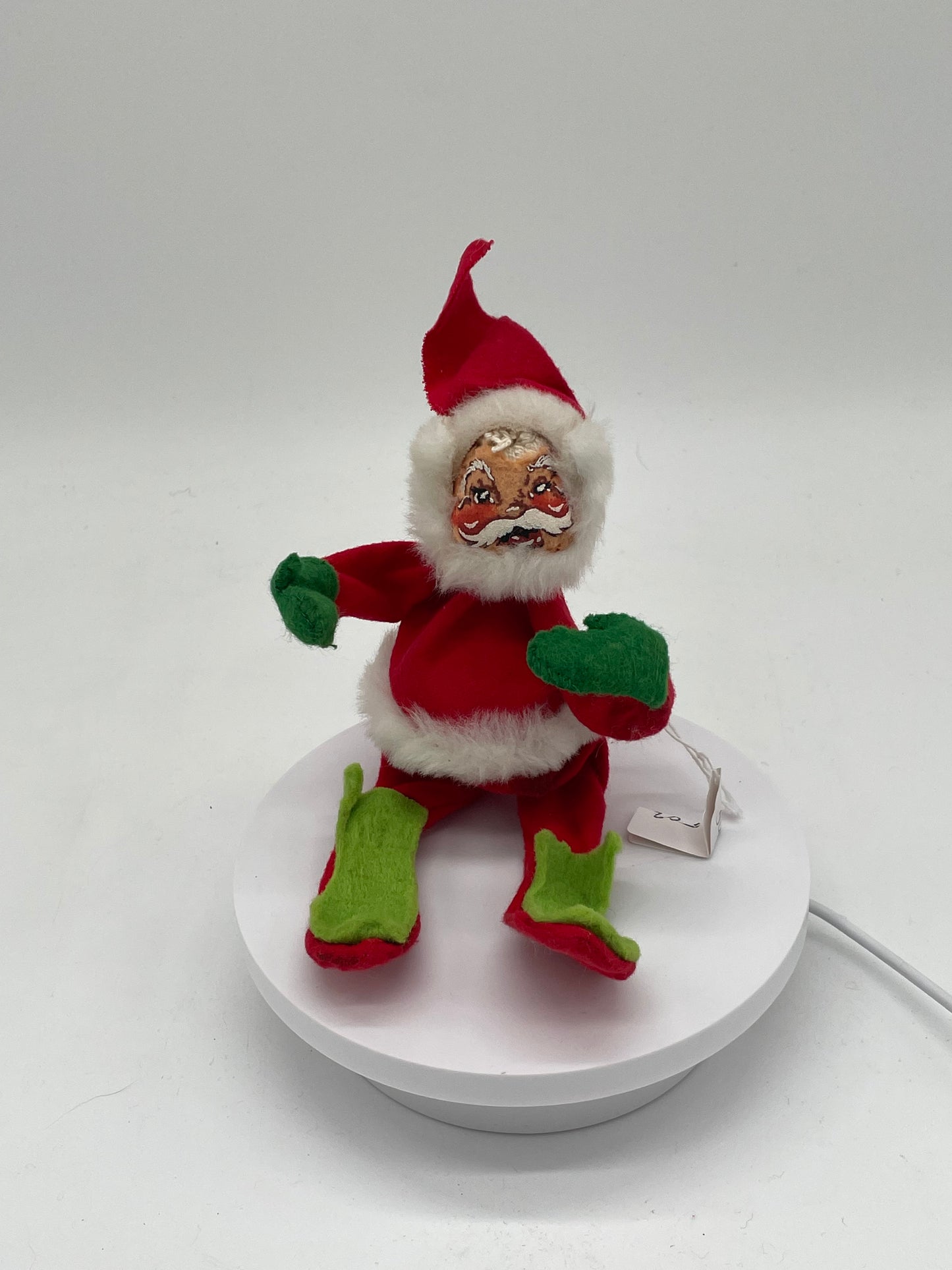 7" Santa with Fur Trim 500583 Annalee