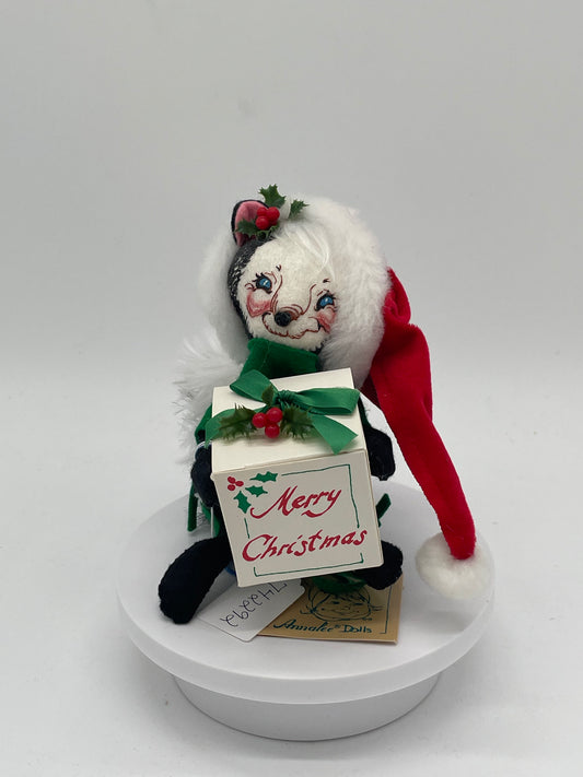 7" Santa Skunk 742292 Annalee