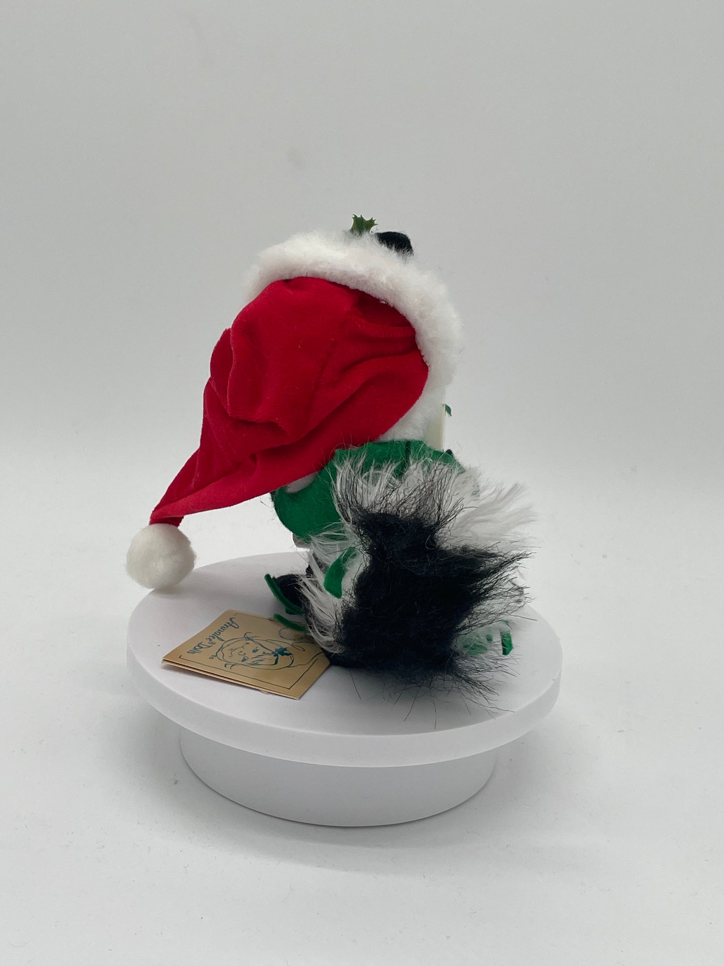 7" Santa Skunk 742292 Annalee