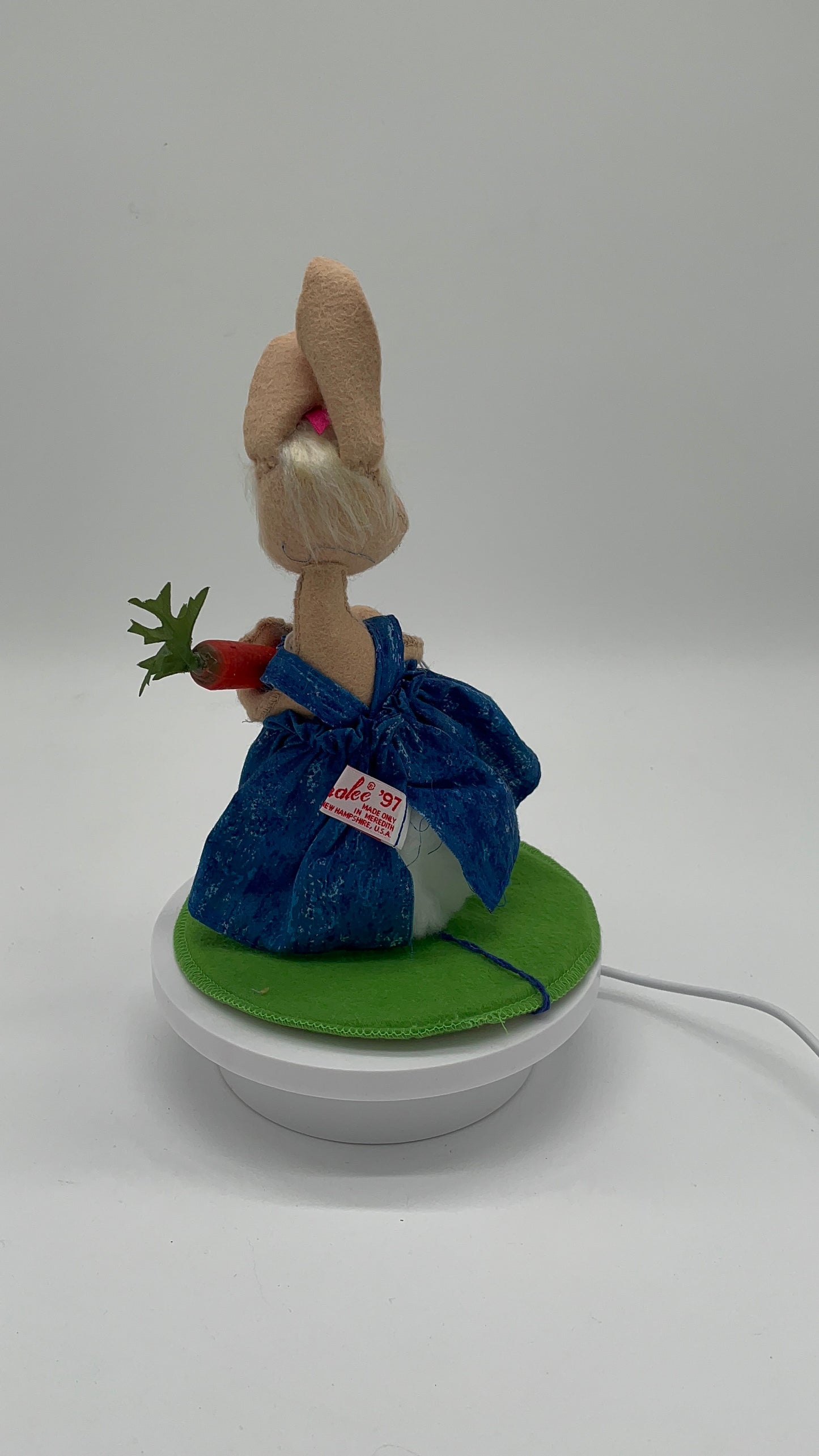 7" Country Girl Bunny 061797 Annalee