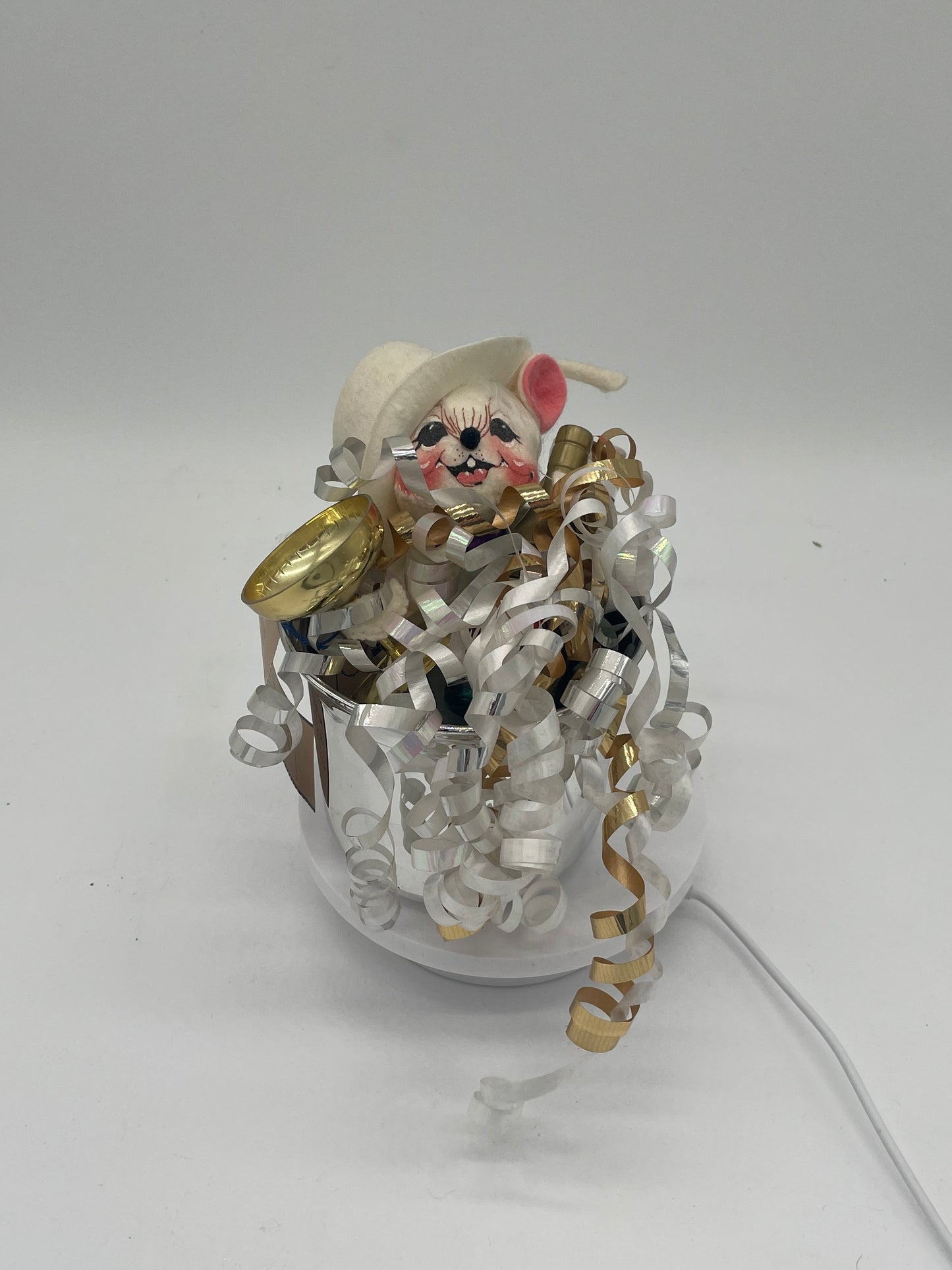 7" Millennium - Celebration - New Years Mouse 820699 Annalee