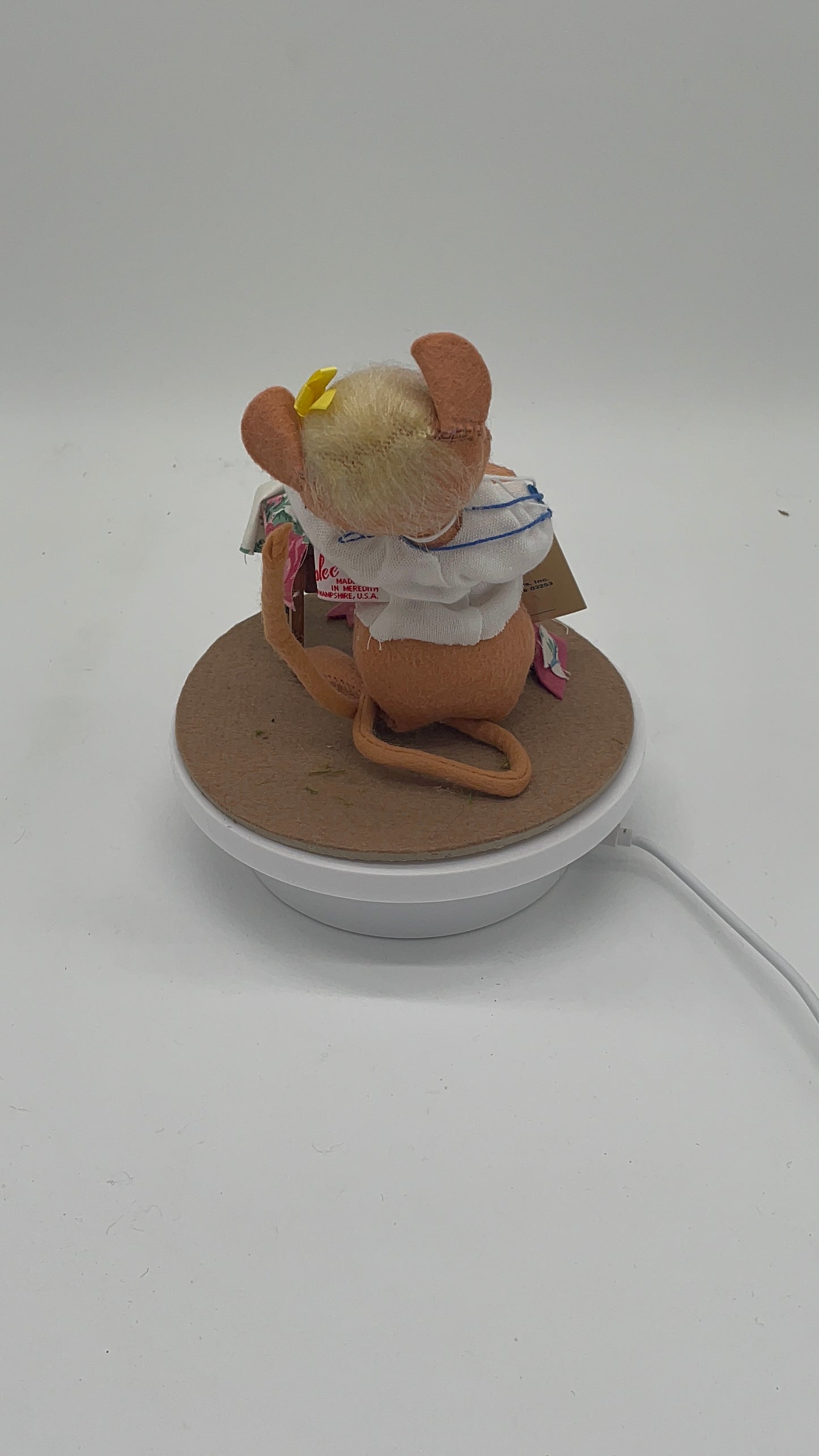 7" Factory in The Woods Mouse with Sewing Machine 202193 Annalee