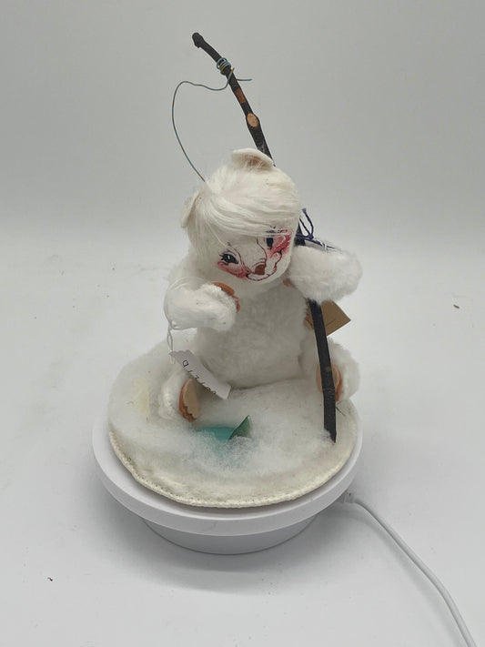 7" Polar Bear Fishing 963689 Annalee