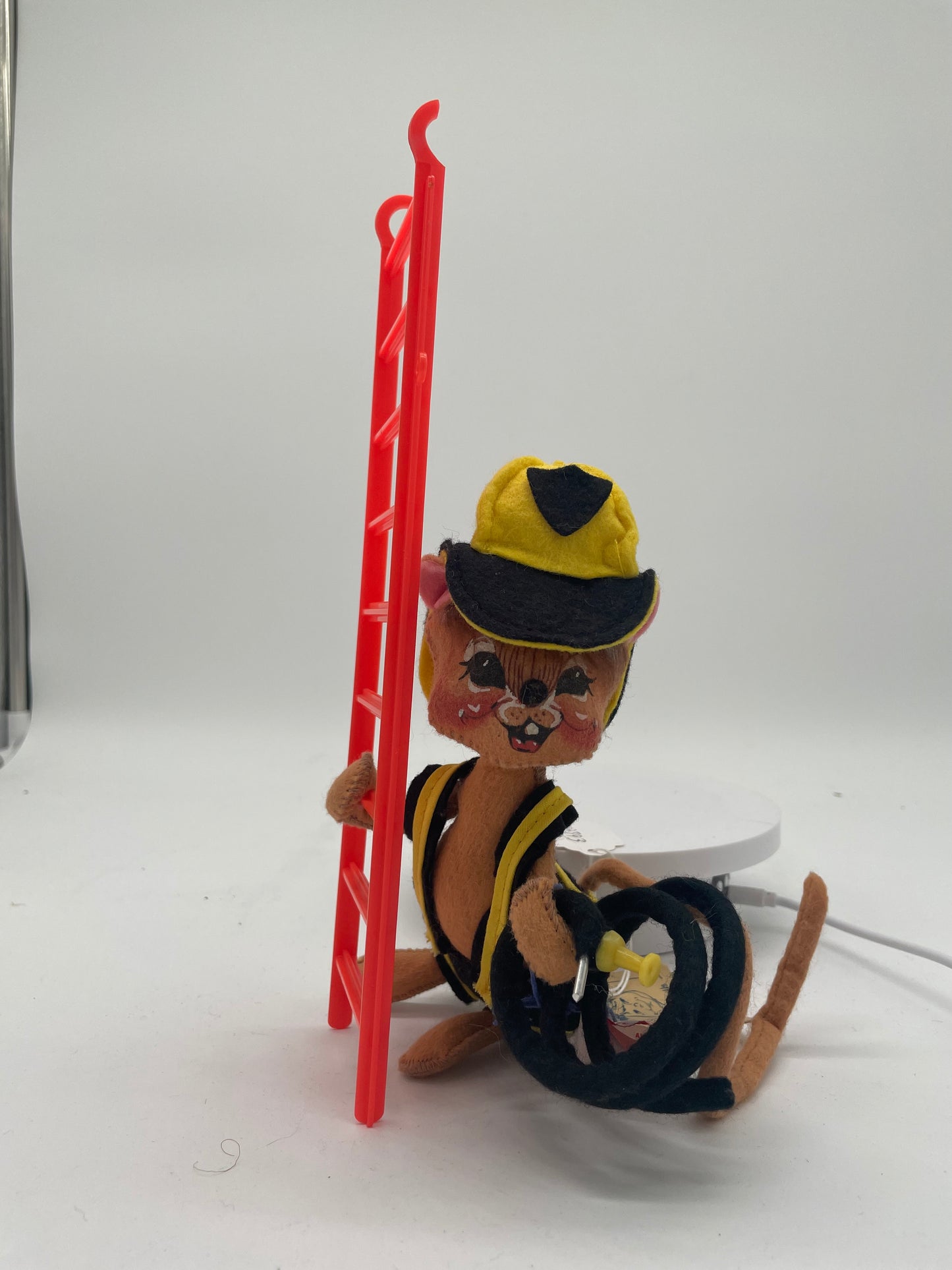 7" Fireman Mouse 202393b Annalee